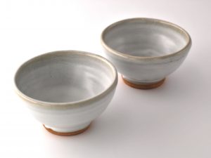 ISEGAHAMA Weiße Schalen (Klein)