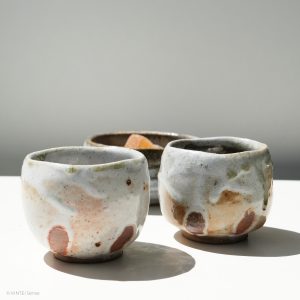 Baba Takashi Shino Cups with bowl close shot
