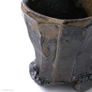 KSC111005 Baba Takashi Kuro-Bizen Cup A Side glaze detail