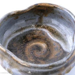 KSC121003 Baba Takashi Shino Bowl A Top view detail