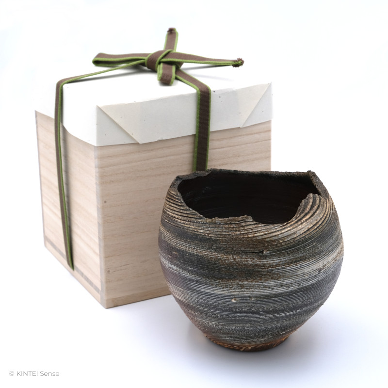 KSC351009 Ishida Kazuya Raho Spiral Vase round (1) with box