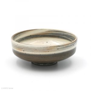Ryuta Gama Nakazato Kenta Hakeme small bowl front view Karatsu, Japan KINTEI Sense
