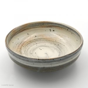 Ryuta Gama Nakazato Kenta Hakeme small bowl top view Karatsu, Japan KINTEI Sense