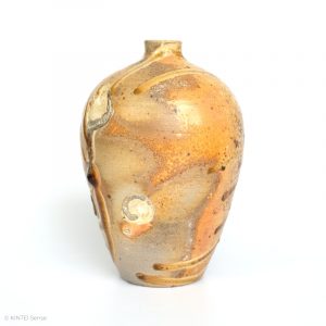 Rupert Grottenthaler Ofentränen Hell Vordere rechte Seite KINTEI Sense Japanische Keramik