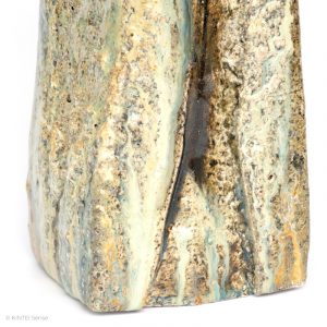 Rupert Grottenthaler Viereckige Vase Ascheglasur Holzbrand Boden vorne KINTEI Sense Japanische Keramik