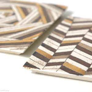 Ito Chiho Seto Keramik, Japan Kirameki Kachelteller mit Edelmetallapplikationen Detail vom Eck