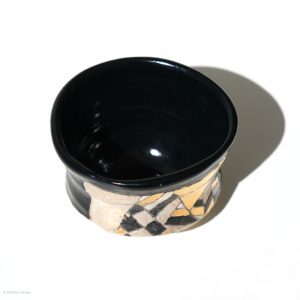 Ito Chiho Seto Keramik, Japan Kirameki Sake Schale mit Edelmetallapplikationen Profil oben vorne