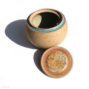 KSC161006 KŌBŌ DAIDAI Mikan Dose mit Deckel Suzuki Takashi, Nebukawa KINTEI Sense, Keramik, Japan Dose mit umgedrehten Deckel