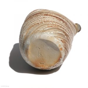 KSC161009 ISHIDA Kazuya Spiral Kanne KINTEI Sense Bizen Japan Vollansicht unten Boden