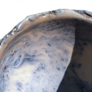 KSC161011 ISHIDA Kazuya Marbrierte Porzellan Kanne KINTEI Sense Bizen Japan Hintere nahe Ansicht auf das Innere