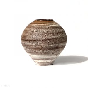 KSC351015 Ishida Kazuya Runde Raho Vase KINTEI Sense Bizen Keramik Anagama Holzbrand Unglasierte Vase Hintere Seite