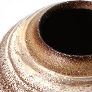 KSC351015 Ishida Kazuya Runde Raho Vase KINTEI Sense Bizen Keramik Anagama Holzbrand Unglasierte Vase Detail von oben