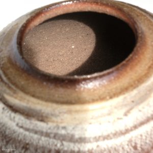 KSC351015 Ishida Kazuya Runde Raho Vase KINTEI Sense Bizen Keramik Anagama Holzbrand Unglasierte Vase DEtail Innen