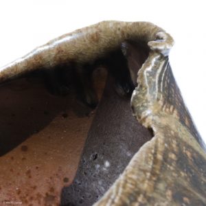 KSC351017 Ishida Kazuya Raho Vase mit Ascheanflug KINTEI Sense Japanische Keramik Detail Ausguß