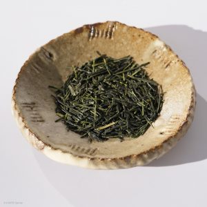 KINTEI Sense Geschenkset Kisaragi Kohiki Keramiktee Schale handgemacht Morioka Japan iki 001 Tee Sencha Kanagawa Japan Set Schale und Tee 40g iki Sencha tee