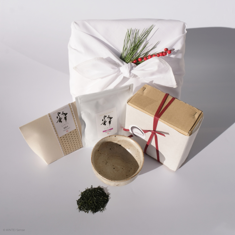 KINTEI Sense Geschenkset Kisaragi Kohiki Keramiktee Schale handgemacht Morioka Japan iki 001 Tee Sencha Kanagawa Japan Set Schale und Tee 40g mit Furoshiki verpackungen und tee
