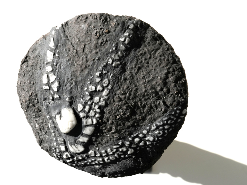 KINTEI Sense Marie Juge Statue Keramik Frankreich Raku Paris FAQ Bilder