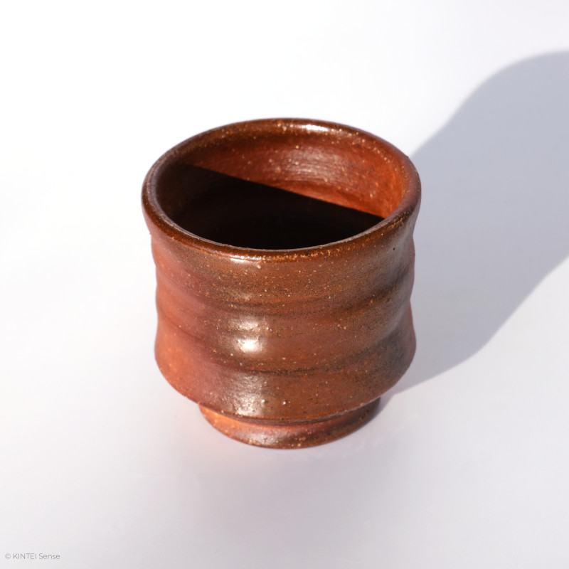 KINTEI Sense MANPU GAMA, Japan, Ceramics, Zao-Yaki, Anagama, Yakishime, Rust-Coloured Sake Cup – Bamboo shape, guinomi, Back side