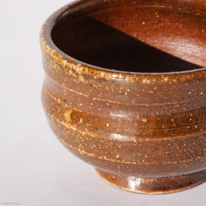 KINTEI Sense Rust-Coloured Yakishime Sake Cup CeramicsJapan Manpu Gama Noborigama Guinomi Front detail