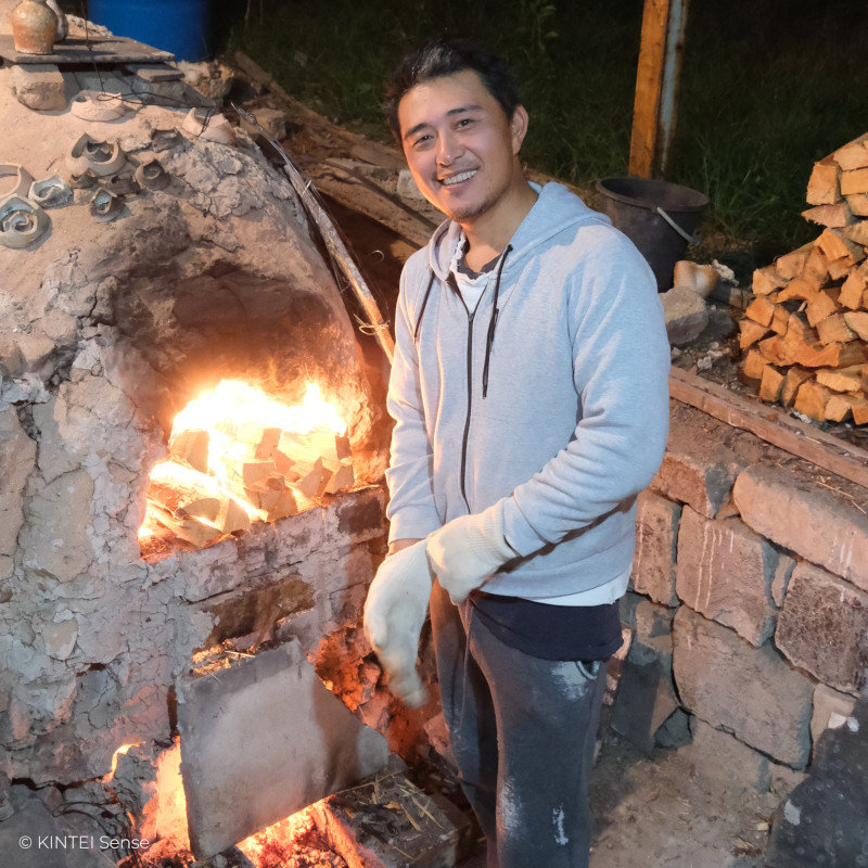 KINTEI Sense Sawa Katsunori Werkstatt Shigaraki Oribe Japan Keramik Anagama Teekeramik Sake Schalen Portrait