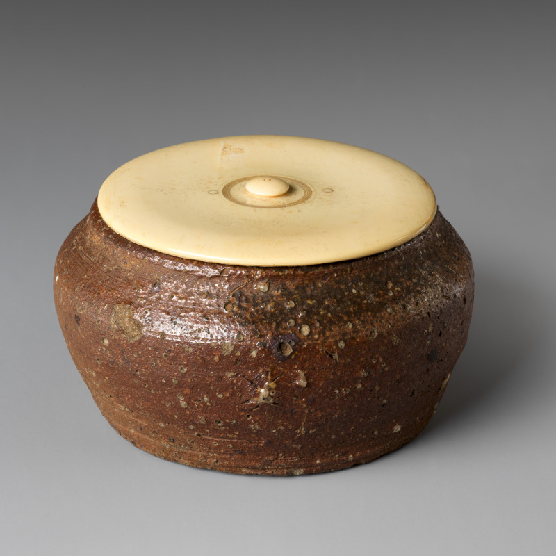 MET Museum Shigaraki Tea Caddy - 16th Century