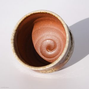 KINTEI Sense MANPU GAMA, Japan, Keramik, Zao-Yaki, Noborigama, Yakishime, Sake Schale, Ascheanflug, Innenansicht